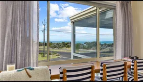 2 6 Germein Court Panayil BeachHouse ! Stunning Ocean Views! - Image 5