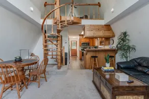 Quiet A-frame retreat - Image 2