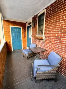 Historic City Center Townhouse - Image 4