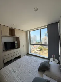 Beautiful 906 Salguero Suites - Image 4