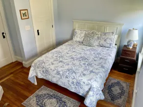 1920s Restored Home-Adams retreat - Image 5