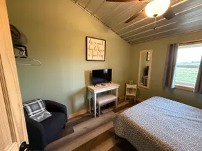 Ridgetop Driftless Cabin 1 - Image 4