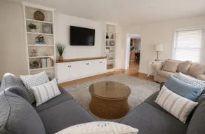 Spacious & beautiful layout for large groups! - Image 2