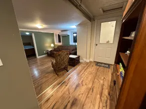 Cozy Apartment Above a Real Movie Theater - Image 4