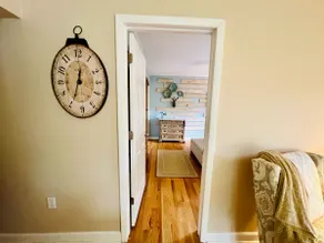 Family Friendly Home Near Stadium - Image 4