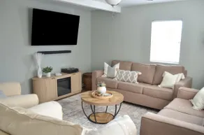 Lake Wawasee, Outdoor TV, Surround Sound, Bikes - Image 2