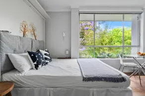 Stylish City Studio in Trendy Redfern - Image 3