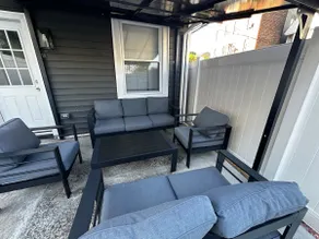 NYC VIEWS! NYC in 20 min 2 King Beds, Backyard W/D - Image 4