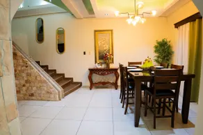 Golden Valley Luxury House - Image 2