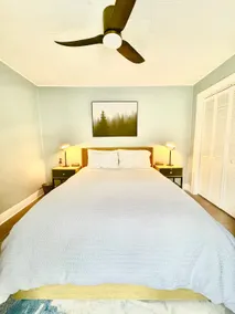 Cozy Uptown Getaway - Image 4