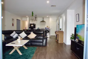 The Serene Oasis of Hilbert-Spacious 4bedroom home - Image 2