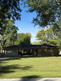 Delightful 3 Bedroom Home - Image 2