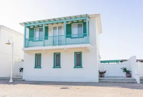 Alex's house - Image 2
