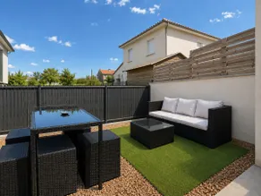 House 8 beds Outdoor Parking, Air Conditioning - Image 5