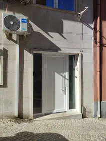 Accomodation close to Airport & Metro - Image 3