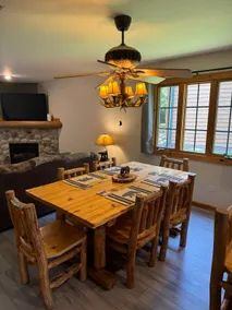 NEW! The Happy Traveler - Cabin at Starved Rock - Image 4