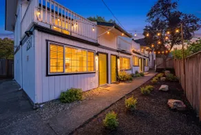 Walkable Upstairs Studio w/King Bed, AC, Fast WiFi - Image 2