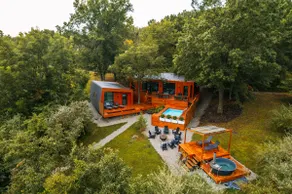 Luxe lake cabin 1hr to Kansas City w pool+hot tub - Image 5