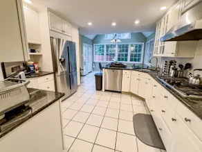 Grand Lakeview Retreat Near Town • Game Rm • 4BR - Image 3