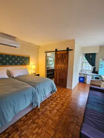 Powder Forest Guest House Room 3 - Image 5