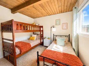 Spacious 3BR w/ Large Backyard | Near SF & OAK - Image 3