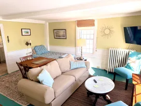 ”Island Home” 1 BR Suite w/Harbor View- downtown - Image 3