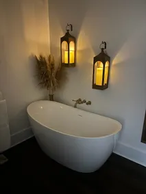 Dover Bluff Retreats | The Monroe Suite - Image 3