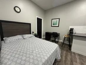 Apartment with garage in an excellent location. - Image 5