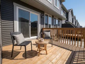 Modern, 3 BR Townhouse | 10 Min to Airport & Shops - Image 3