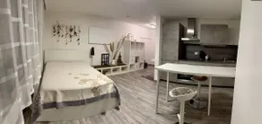 ”Gartenblick” Apartment - 3 minutes to WN train station - Image 3