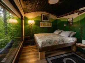 Black Forest Cabin with Hot Tub, Cinema, Lake & Deer Park - Image 4