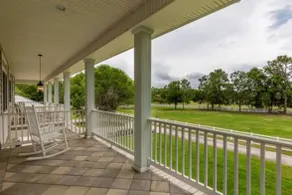 Southern Plantation Oasis - Image 3
