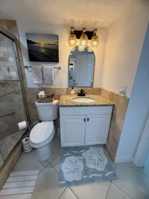 Beachfront Condo in Fort Myers Beach - Image 4
