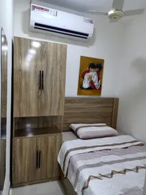 Live in the cottage on Princess Street - Image 4