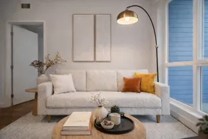 The Riviera Luxe Apartment | Rooftop Heated Pool - Image 4