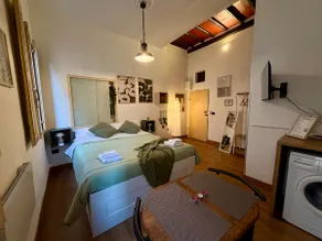 Very central, 1 minute walk to Piazza del Campo - Image 4