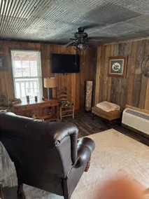 Rustic Tiny Cabin - Image 2