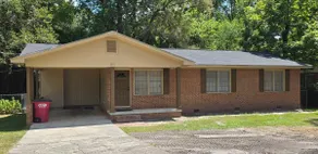 Charge the car. Fenced back yard 4bed 2 full baths - Image 2