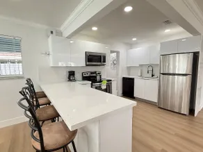 4BR Pool & Ping Pong Fun! Near Beach & FLL Airport - Image 3