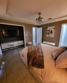 Newly Furnished Modern Haven - Image 4