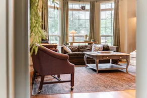 3-story, 1930s home with hot tub near ACU & HSU - Image 3