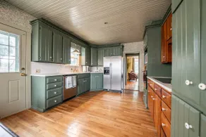 3-story, 1930s home with hot tub near ACU & HSU - Image 5
