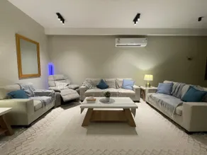 Cozy Apt with Private Balcony - Image 4
