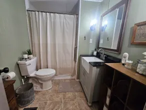 Cute house in Beaverton - Image 4