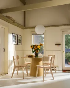 The lake house - Image 4