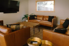 Fairbank Lake Cottages - Main Lodge - Image 2