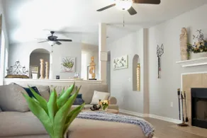 Rare to find Cozy Close to Lackland AFB SeaWorld - Image 2