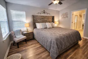 Rare to find Cozy Close to Lackland AFB SeaWorld - Image 4
