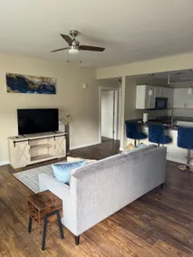 Luxury 2BR/2BA w Pool, Gym & Balcony Near Ft. Hood - Image 2