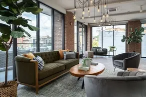 OTR | King Bed l Free Parking | Gym | Top Floor - Image 5